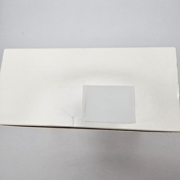 Hallmark Keepsake Ornament baby Jesus navity - Picture 3 of 5